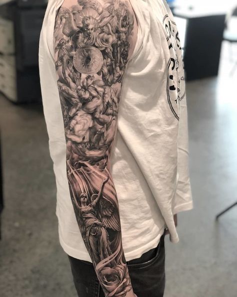 Angel Sleeve Tattoo, Black And Grey Tattoos Sleeve, Mangas Tattoo, Tattoo Inspiration Men, Tattoo Convention, Religious Tattoos, London Tattoo, Chest Tattoo Men, Instagram London