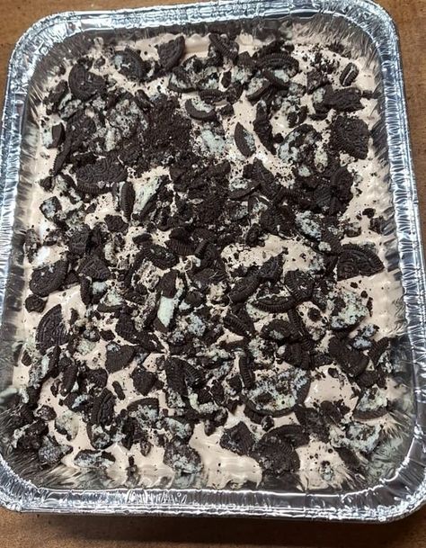 Mommy Needs A Recipe!! | Husband found a recipe off of TikTok he wanted me to make him | Facebook Oreo Mud Pie, Mud Pie Recipe, Pudding Poke Cake, Homemade Chocolate Pudding, Oreo Pudding, Grandma Cooking, Oreo Cookie Crust, Dirt Cake, Protein Shake Recipes