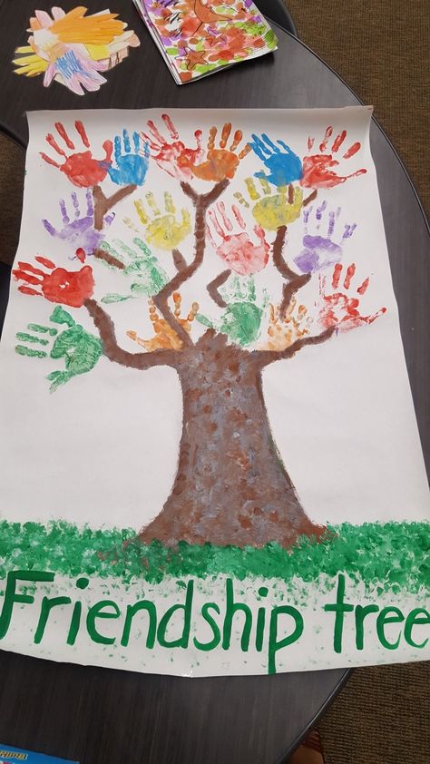 Friendship tree  #handprints #tree #friends Friendship Tree Crafts Preschool, Friendship Handprints Preschool, Friends Week Preschool, Friendship Tree Preschool Hand Prints, Friendship Daycare Crafts, Infant Friendship Crafts, Friendship Tree For Toddlers, Handprint Trees Preschool, Friendship Infant Art