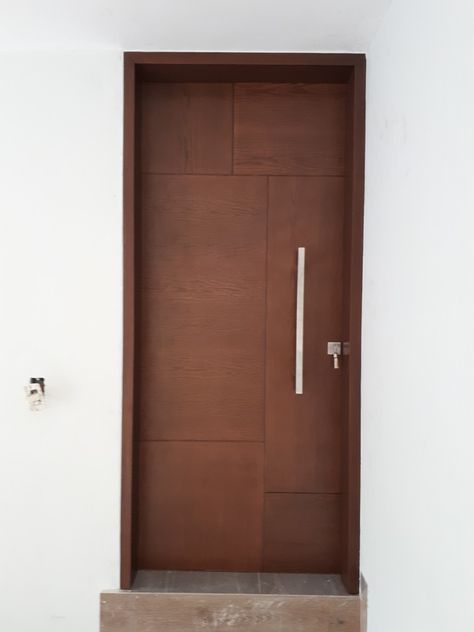 Solid Door Design Entrance, Door Design Grooves, Washroom Door Design, Room Door Design Bedrooms, Veneer Door Design, Doors Bedroom, Exterior Door Designs, Flush Door Design, House Front Door Design