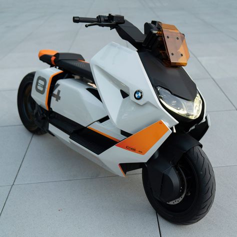 Bmw Scooter, Scooter Concept, Bmw Electric, Custom Bikes Cafe Racers, Old School Motorcycles, Motor Listrik, Best Electric Bikes, Futuristic Motorcycle, Bike Exif