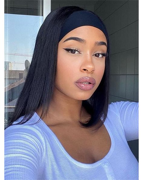 Hair Band Wig Hairstyles, Headband On Wig, Styling Straight Wig, Headband Hairstyles Straight Hair, Baddie Headband, Black Hairband Hairstyle, Headband Hairstyles Aesthetic, Black Headband Hairstyles, Braids And Headbands