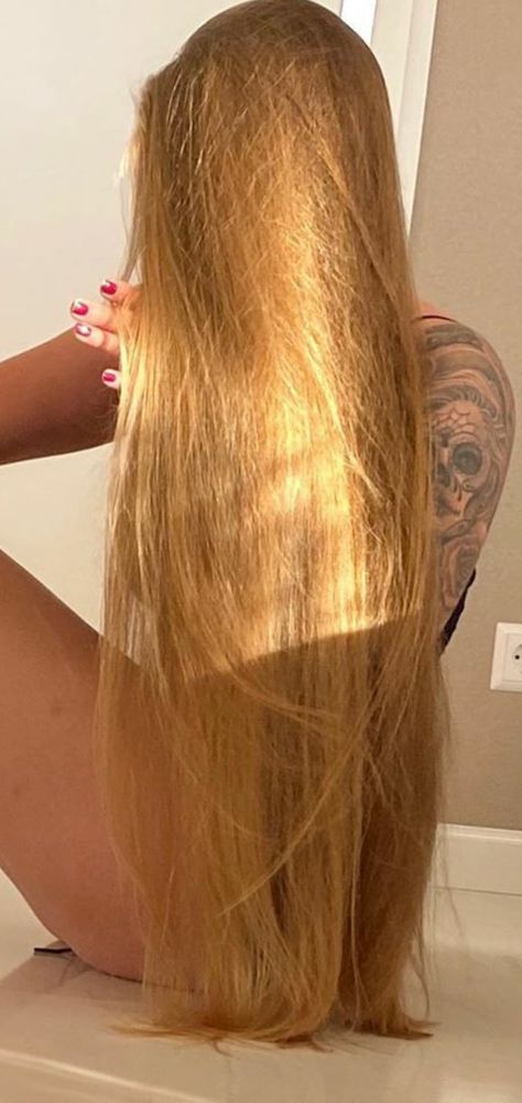 Pretty Long Blonde Hair, Long Dark Blonde Hair, Long Golden Blonde Hair, Butter Blonde Hair, Long White Hair, Extremely Long Hair, Extra Long Hair, Long Hair Tips, Golden Blonde Hair