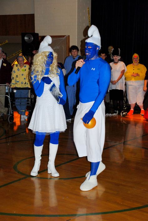 smurf costumes :) Fantasia Smurf, Smurfette Costume, Smurfette Costumes, Smurf Costume, Fantasia Dress, Outfit For Halloween, Hallowen Costume, Up Costumes, Adult Halloween Costumes