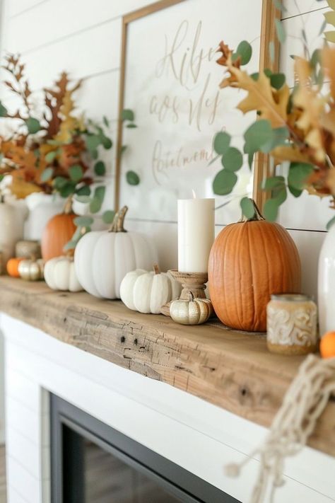 Pumpkin Mantle Display, Pumpkins Fireplace Decor, How To Decorate My Fireplace, Autumn Fireplace Mantel Decor, Fall Table Top Decor, Fall Decor Shelves, Simple Fall Mantle Decor, Fall Tv Stand Decor, Farmhouse Mantels