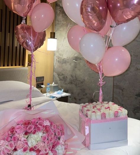 Birthday Goals, Russian People, Luxury Birthday, Instagram Russia, Cute Couple Gifts, Bday Girl, 17th Birthday, 20th Birthday, Pink Birthday