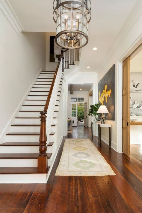 Foyer With Staircase Entryway, Historic Home Foyer, Colonial House Entryway, Entry Staircase Ideas, Colonial Entryway, Colonial Foyer, Elegant Staircase, Foyer With Stairs, Brownstone Interiors