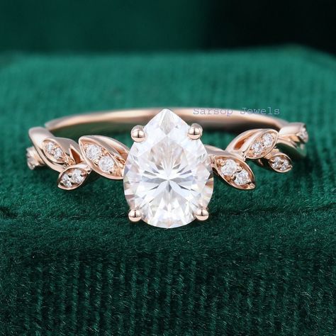 Rose Gold Round Engagement Ring, Unique Bridal Jewelry, Rose Gold Engagement Ring Vintage, Engagement Rings Sale, Vintage Rose Gold, Round Cut Engagement Rings, Art Deco Engagement, Engagement Rings Round, Ladies Diamond Rings