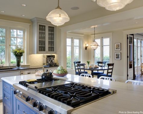 similar to what a Blue Star cooktop would look like Island With Cooktop, Kitchen Island With Cooktop, Kitchen Island With Stove, Island With Stove, Island Cooktop, Kitchen Layouts With Island, Kitchen Peninsula, Traditional Kitchen Design, Kitchen Stove