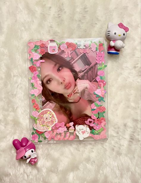 Pink Photocard Deco, Decorated Photocard, Toploader Deco Ideas, Photo Card Deco, Photocard Decoration, Photocard Toploader, Nayeon Photocard, Toploader Decor, Photocards Ideas