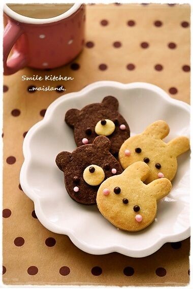 Bear cookies بيتي فور, Desserts Japonais, Kawaii Cookies, Kawaii Dessert, Bunny Cookies, Bear Cookies, Cute Baking, Biscuit Cookies, Japanese Sweets