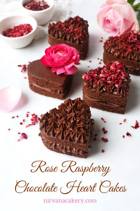 Heart Cake Recipes, Chocolate Heart Cakes, 15 Cake, Edible Rose Petals, Edible Roses, Raspberry Chocolate, Baker Cake, Freeze Dried Raspberries, Heart Cakes