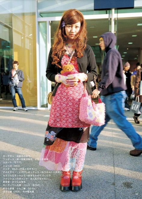 Harajuku 90s, Fruits Magazine, Japanese Magazine, Japanese Street Fashion, Cool Fits, Fashion People, J Fashion, Fashion Fits, Hot Outfits