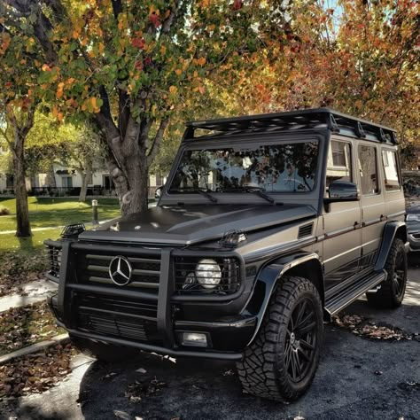 Car Organization Kids, Mercedes Benz G Wagon, Mercedes 4x4, Car Customization, Black Mercedes Benz, Mercedes G Wagon, Car Organization, Kids Car, Ferrari California