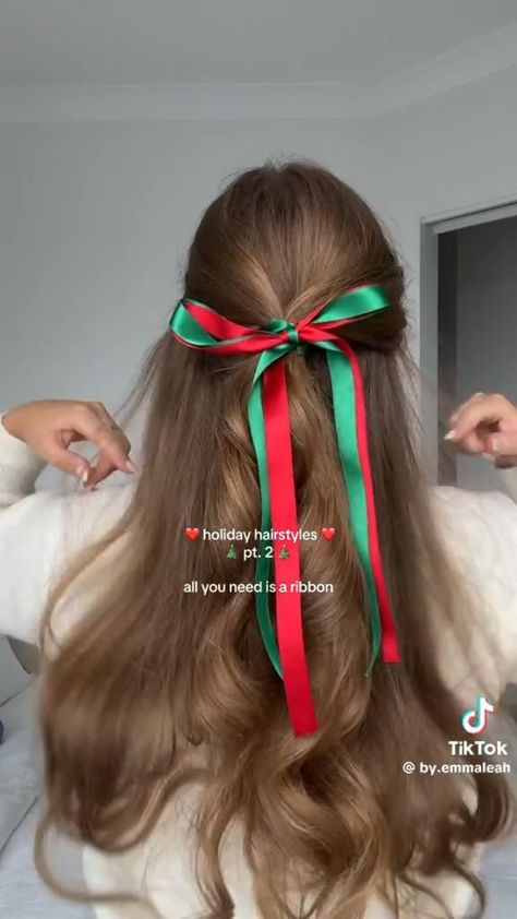 The cutest half-up holiday bow hairstyle with green and red ribbon🎄🎅🏻❤️ Bow Hairstyle, Green And Red, Half Up Half Down, Red Ribbon, Half Up, The Cutest, Ribbon, Hairstyles, Hair