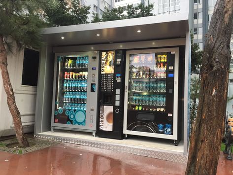 Vending Machine Ideas, Vendor Machine, Vending Machine Design, Vending Machine Business, House Appliances, Escalier Design, Coffee Home, Mechanic Garage, Social Design