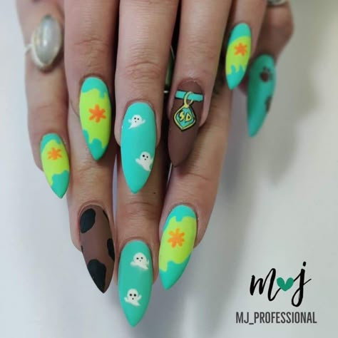 Scooby Doo Nails, Dark Nail Designs, Birthday Nail Designs, Nails Hand Painted, Different Nail Designs, Glamorous Nails, Dark Nails, Halloween Nail Designs, Dry Nails