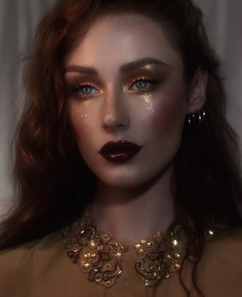 Fantasy Glam Makeup, Light And Dark Photoshoot, Sparkly Halloween Makeup, Dark Moody Makeup, Autumn Aesthetic Makeup, High Fae Makeup, Regal Makeup Look, Celestial Eye Makeup, Magic Makeup Looks