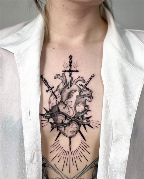 Anatomical Heart Tattoo, Sacred Heart Tattoos, Tattoo Heart, One Piece Tattoos, Pieces Tattoo, Heart Tattoo Designs, Black Ink Tattoos, Simplistic Tattoos, Dope Tattoos