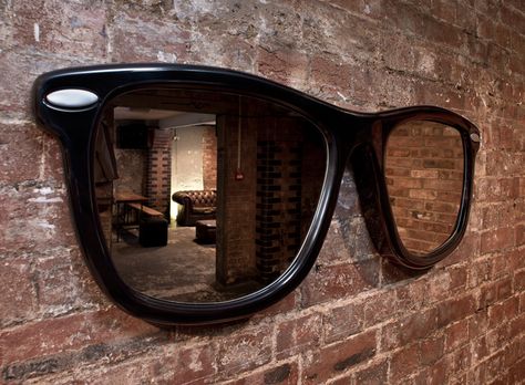 So cool... Giant Sunglasses Mirror / TechNews24h.com Giant Sunglasses, Man Cave Must Haves, Mens Bathroom, Sunglasses Mirror, Check Yourself, Statement Mirror, Cool Tree Houses, Mirrored Aviator Sunglasses, Infinity Mirror