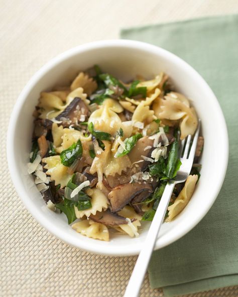 Farfalle with Mushrooms & Spinach Recipes Low Sodium, Cheap Easy Healthy Meals, Low Sodium Recipes Heart, Cheap Healthy Dinners, Heart Healthy Recipes Low Sodium, Low Salt Recipes, No Salt Recipes, Low Sodium Recipes, Spinach Recipes