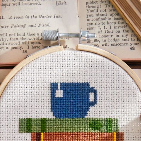 Country Living on Instagram: "Weekend plans: starting a fun new cross stitch project! 🧵📚 The warm and cozy cup of tea and stack of books too, though. Head to the link in our bio and get crafty with our free cross stitch plans!    📸: @sunnyhousestudio ✨: @alison_allsopp" Cross Stitch Cup, Cross Stitch Tea Cup, Tea Cup Cross Stitch, Cross Stitch Projects Ideas, Tea And Books, Weekend Plans, Yarn Projects, Free Cross Stitch, Stack Of Books