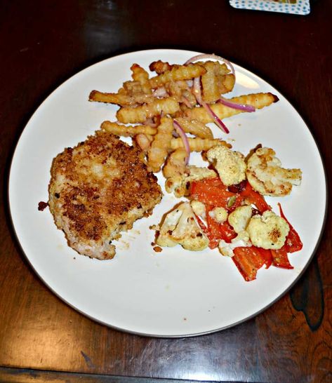 Crusted Pork Chops, Pan Fried Pork Chops, Saltine Cracker, Pork Entrees, Chopped Cheese, Pork Recipes For Dinner, Recipes Pork, Weeknight Recipes, Fried Pork Chops