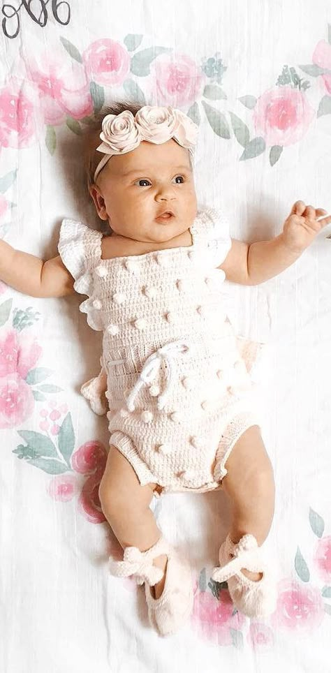 Free Baby Romper Crochet Pattern, Crochet Baby Girl Dress Newborns, Baby Outfit Crochet Pattern, Crochet Newborn Onesie, Crochet Baby Girl Romper Free Pattern, Crochet For Newborn Girl, Newborn Crochet Dress Pattern Free, Newborn Girl Crochet Patterns Free, Crochet Newborn Clothes Free Pattern