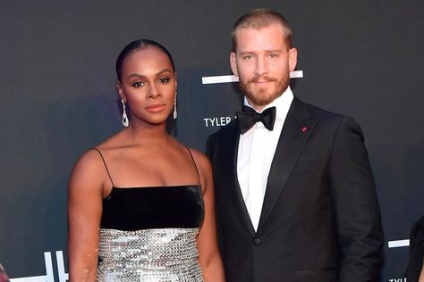 Tika Sumpter Is Married! See 10 Photos Of The Star And Husband Nick James Tika Sumpter Husband, Interracial Wedding Photos, Tika Sumpter, Bwwm Couples, Interracial Wedding, Interracial Marriage, Couple Pic, Interracial Relationships, People Of Interest