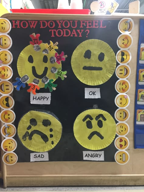 Preschool feelings chart Circle Time Decoration Ideas For Preschool, Preschool Feelings Check In, Emotion Bulletin Board Preschool, Emotion Check In Preschool, Feeling Board Preschool, Emotions Bulletin Board Ideas Preschool, Circle Time Charts Preschool, Preschool Feelings Chart, Emotions Board Preschool