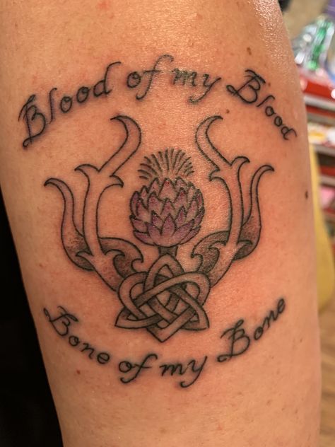 My husband is descended from the Royal Stewarts & I love Outlander!! Outlander Inspired Tattoos, Outlander Tattoos Ideas, Outlander Tattoos, Roman Numeral Tattoos, Peacock Tattoo, Dragon Tattoo For Women, Crown Tattoo, Book Tattoo, Sister Tattoos