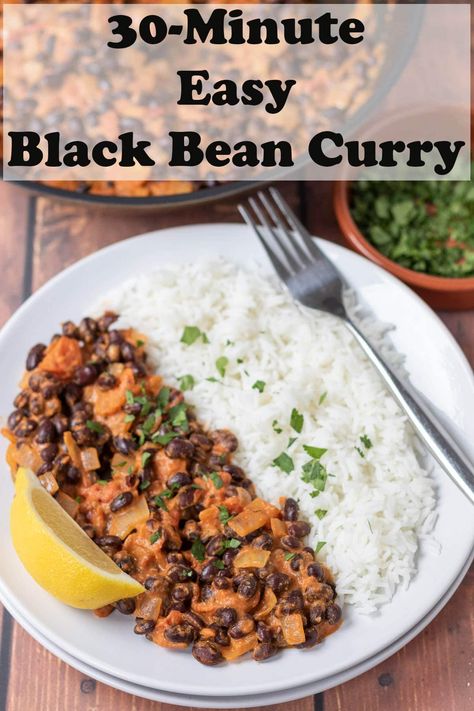 Black Bean Curry Recipes, Black Bean Curry, Bean Curry Recipe, Budget Vegan, Homemade Naan, Bean Curry, Homemade Naan Bread, Recipes With Naan Bread, Low Fat Dinner