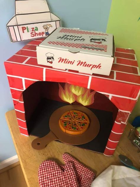 Pizza Parlor Dramatic Play Center Ideas, Pizza Craft Preschool, Pizza Activities For Preschool, Pizzeria Dramatic Play, Cardboard Pizza Oven, Pizza Parlor Dramatic Play, Pizza Dramatic Play, Italy Crafts, Dramatic Play Themes