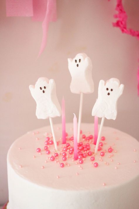 Pink Halloween Birthday Party, Pink Halloween Birthday, Second Birthday Cakes, Halloween First Birthday, Halloween Themed Birthday Party, Halloween 1st Birthdays, Ghost Party, Halloween Birthday Party, Pink Birthday Cakes