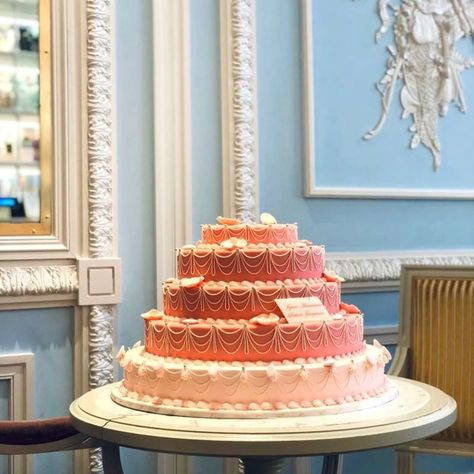 Laduree Cake, Laduree New York, Bake Cake, Gorgeous Cakes, Custom Cake, Tea Parties, Wedding Looks, Custom Cakes, No Bake Cake