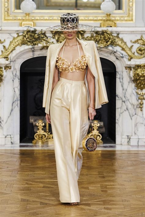 Tamara Ralph's Spring/Summer 2024 Couture Tamara Ralph, Detail Couture, Collection Couture, Ralph And Russo, Couture Outfits, Spring Couture, Couture Details, Spring Summer 2024, Spring 2024