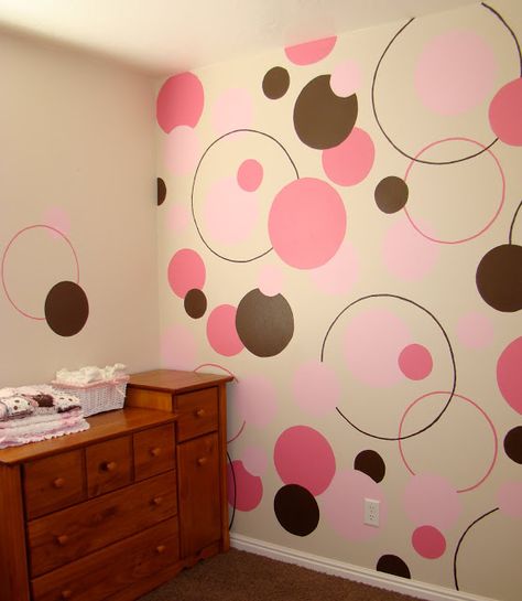 Circle On Wall, Frozen Room, Beautiful Bedroom Colors, Girls Room Wallpaper, Creative Wall Painting, Bedroom Color Combination, Creative Wall Decor, Gorgeous Doors, Room Wall Painting