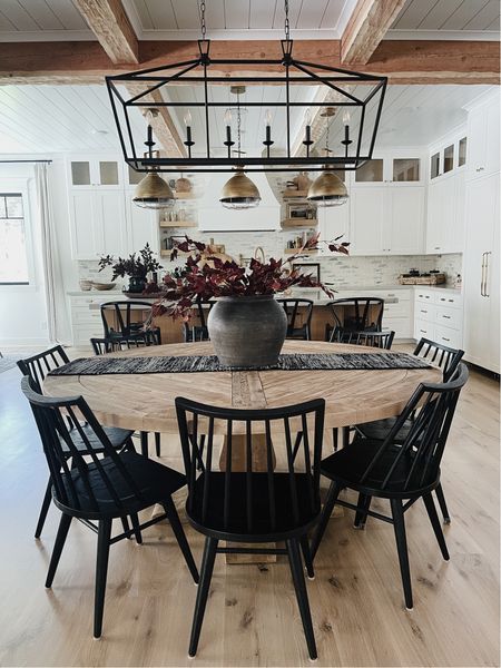 For over breakfast table or dining Bonnie Ryan, Round Tray Decor, Farmhouse Round Dining Table, Cedar Kitchen, Farmhouse Dining Room Decor Ideas, Farmhouse Dining Room Design, Round Dining Table Decor, Farmhouse Dining Room Decor, Farmhouse Dining Rooms Decor