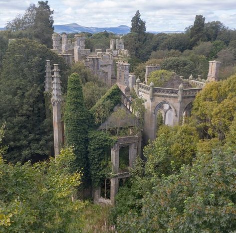 Beautiful Abandoned Places on Instagram: “Overgrown castle somewhere in Scotland. Photography by @drewa1983” Mossy Architecture, Overgrown Ruins Fantasy Art, Overgrown Manor, Overgrown Village, Overgrown Castle, Overgrown City, Overgrown Ruins, Bloxburg Castle, Building Minecraft