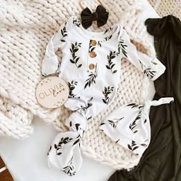 Baby Registry Checklist Must-Haves Caden Lane, Delivery Robe, Baby Coming Home Outfit, Hospital Stay, Hospital Outfit, Trendy Baby Clothes, Growing Belly, Gowns For Girls, Post Pregnancy