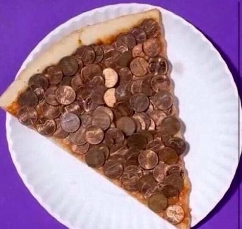 Penny coin pizza topping aesthetic meme change money Gross Food, Food Memes, Memes Hilarious, Weird Food, Fresh Memes, Food Humor, Food Art, Vegan Recipes, Funny Memes