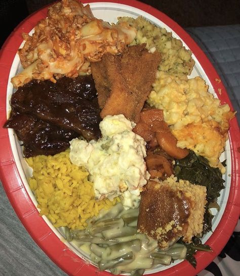 Hood Meals, Soul Food Menu, Food Esthetics, Delicious Food Image, Homemade Comfort Food, Holiday Swag, Around The World Food, Thanksgiving Food, Yummy Comfort Food