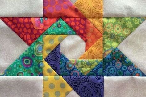 Spinning Star - Quilting Tutorial Spinning Star Quilt Block Free Pattern, Spinning Star Quilt Pattern, Exploding Star Quilt Pattern, Binding Tool Star Quilt, Spiral Lone Star Quilt Pattern, Woven Ribbon Star Quilt Block Free Pattern, Baby Quilt Size, Quilt Block Patterns Free, Star Blocks