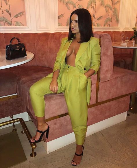 info@luxetokill.com on Instagram: “@slcaldon suited in SARA 🔥 Shop the must-have mule now in 8 colours! || luxetokill.com” Trendy Suits, Dressed To Kill, Fashion Killa, Lime Green, Style Me, Fashion Looks, Girl Fashion, Outfit Inspirations, Fashion Inspo