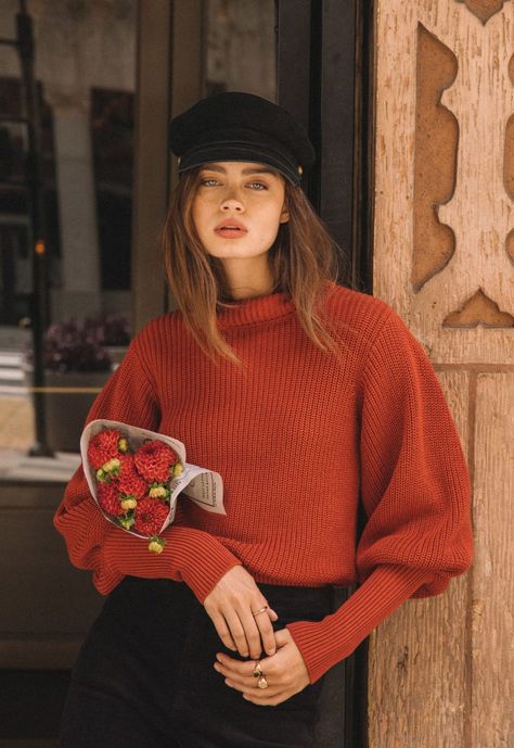 12 Ideas de outfits con boinas que te animarán a comprar una Look 80s, Cabbie Hat, Cap Women, Cashmere Fabric, Winter Cap, Fall Photoshoot, Newsboy Cap, Wide Cuff, Black Cap