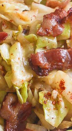 Fried Cabbage.                                                                                                                                                                                 Más Boiled Cabbage Recipe, Boil Cabbage Recipe, Fried Cabbage With Bacon, Cabbage Recipes Southern, Cabbage With Bacon, Fried Cabbage Recipes, Southern Fried Cabbage, Boiled Cabbage, Bacon Fried Cabbage