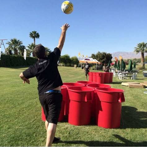 Not sure what to do at your next #Party? Try some of these outdoor games! #Friends #Fun http://bzfd.it/1MQDwvF Giant Beer Pong, Party Games Group, Outdoor Wedding Games, Rally Games, Outdoor Graduation Parties, Outdoor Graduation, Outside Games, Fun Outdoor Games, Bloc Party