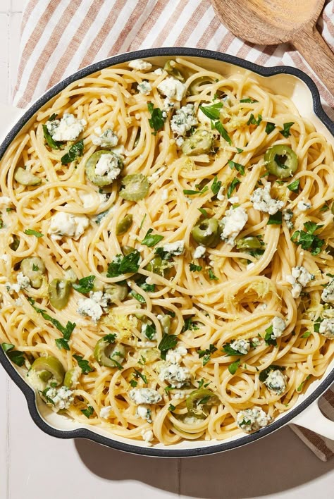 If your go-to cocktail is a dirty martini, you need to try this viral pasta recipe. Twirl up strands of spaghetti tossed with a buttery sauce, chopped olives, and blue cheese. Here's how to make dirty martini pasta at home. #oliverecipes #olivepasta #dirtymartiniasta #bhg Dirty Martini Pasta Recipe, Dirty Martini Pasta Salad, Margarita Pasta, Dirty Martini Pasta, Martini Pasta, Midnight Pasta, Viral Pasta, Blue Cheese Pasta, Dirty Martini Recipe