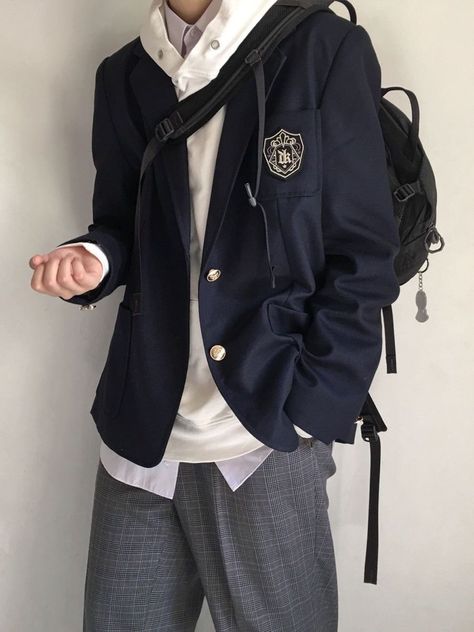 Navy School Uniform, School Uniform Fashion Men, Preppy Outfits Male, Male School Uniform Aesthetic, School Uniform Reference, Male Oc Outfits, Uniform Outfits Aesthetic, School Uniforms Ideas, Cool Uniforms