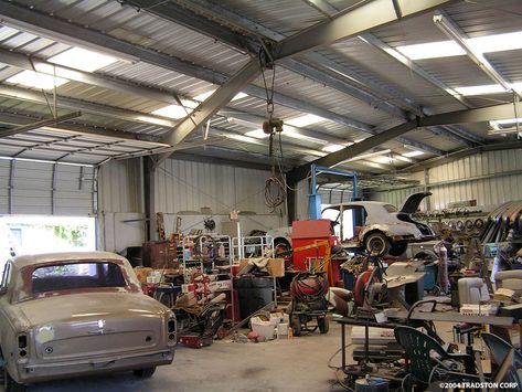 Auto Body Shops Metal Buildings, Auto Repair Shop Steel Buildings Work Garage, Auto Workshop, Mechanic Workshop, Auto Shop, Automotive Repair Shop Design, Car Repair Shop Design Garage, Car Repair Shop Design, Auto Repair Shop Design, Car Repair Shop